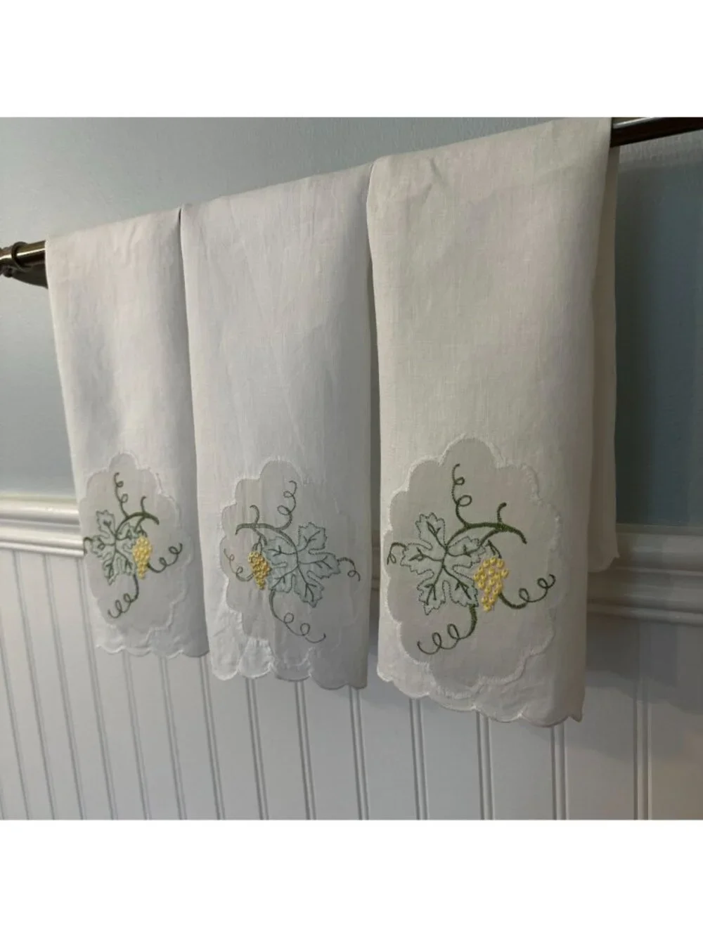 VTG Madeira Linen Guest Towels Sheer Panel Grape Embroidery Scalloped Handmade